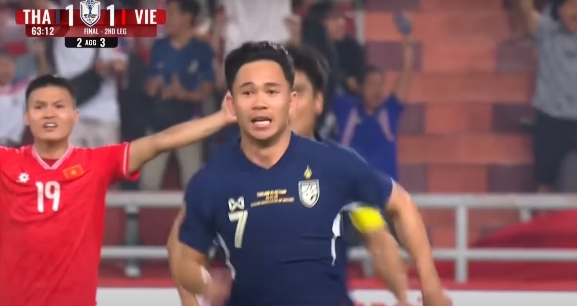 Ban thang gay bao cua Supachok bi nhac lai hinh anh