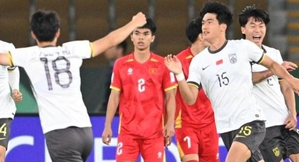 Highlights U23 Viet Nam 0-3 U23 Trung Quoc hinh anh