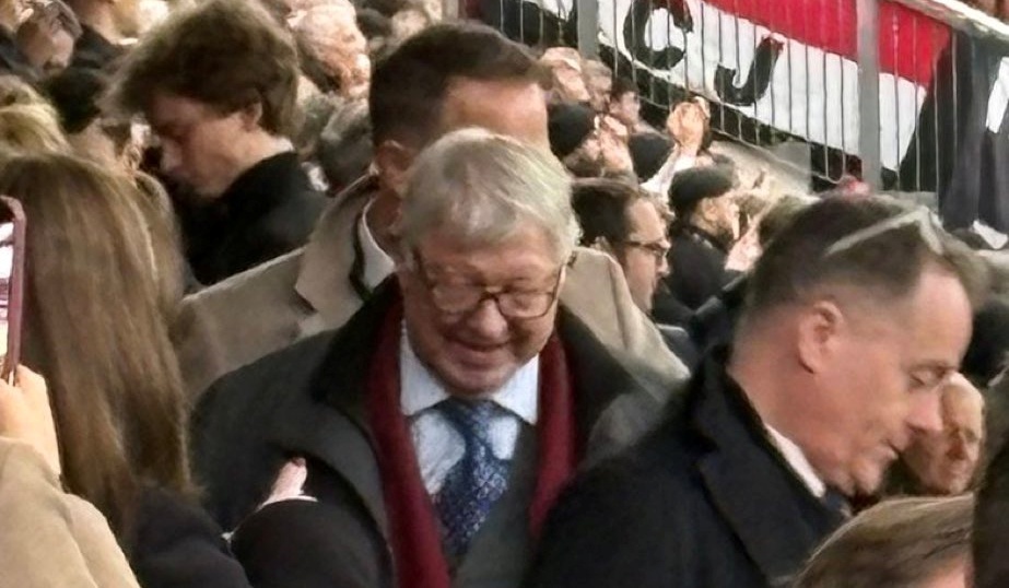 Phan ung cua Sir Alex khi MU thang 4 tran lien tiep hinh anh