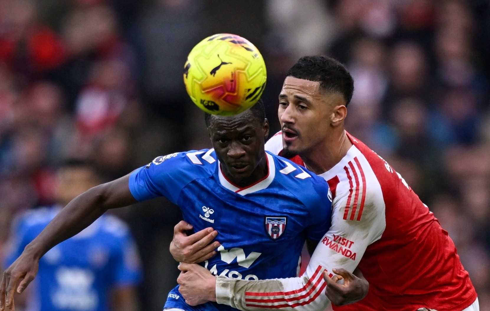 Bao dong do cho Sunderland hinh anh