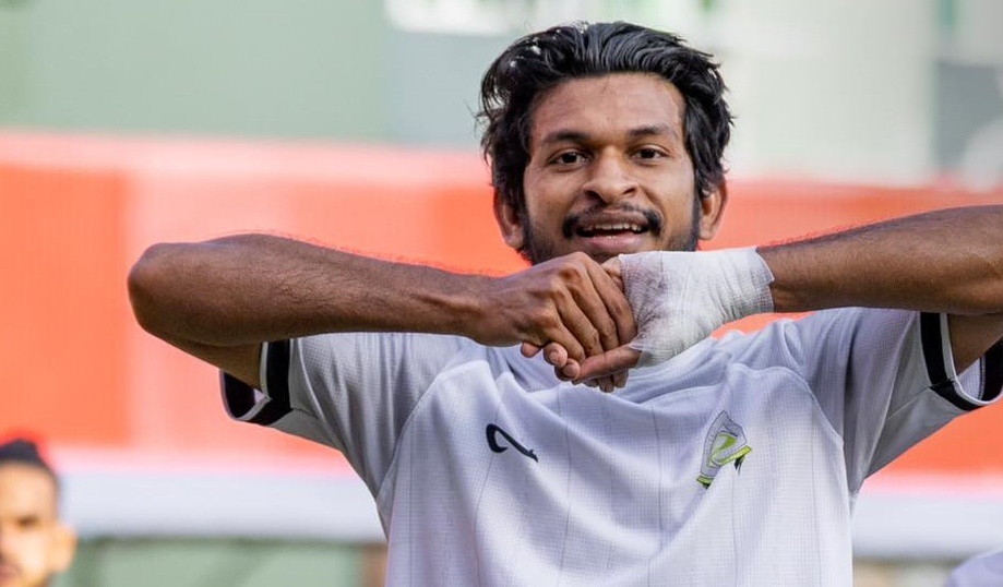 Doi bong chau A bo cuoc de tru hang hinh anh