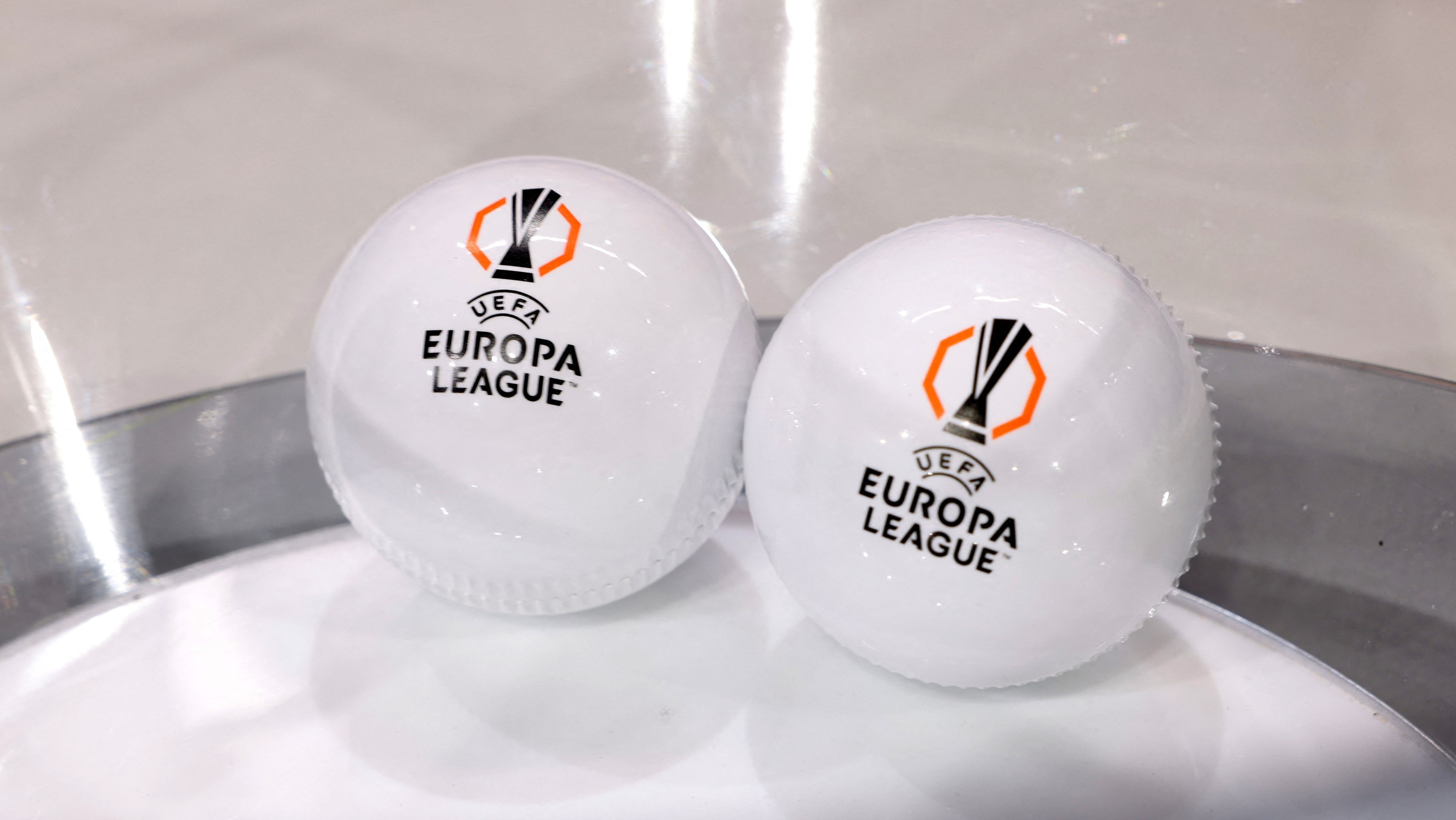 Xac dinh 8 cap dau vong 1/8 Europa League hinh anh