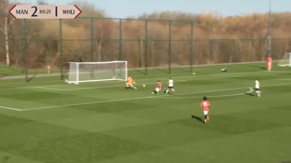 Con trai Rooney but toc ghi ban hinh anh