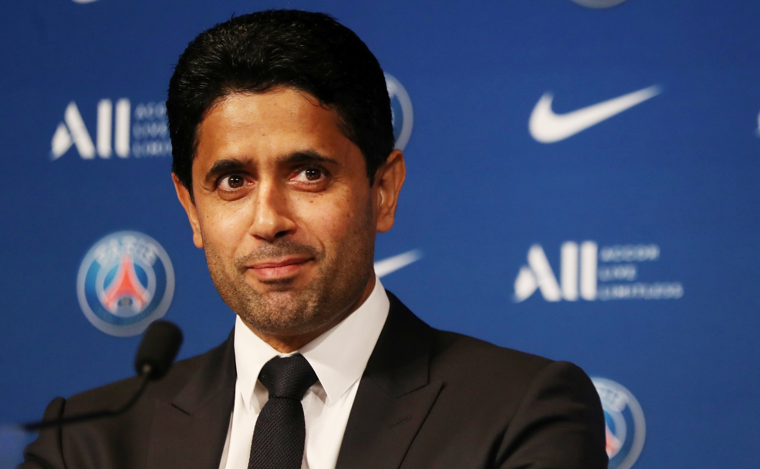 Chu tich PSG bi ket lai o Qatar hinh anh