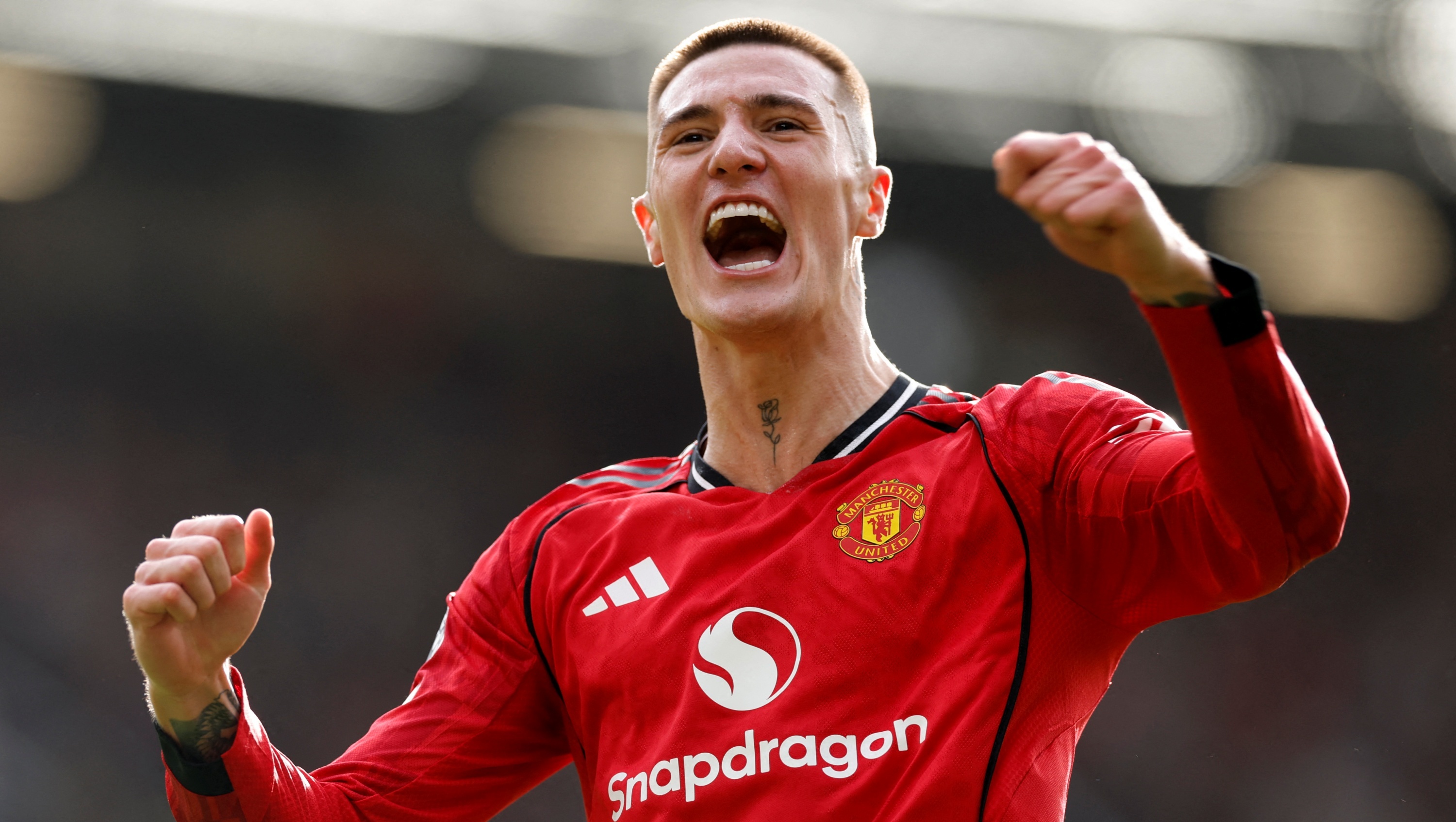 Nga mu truoc Sesko hinh anh