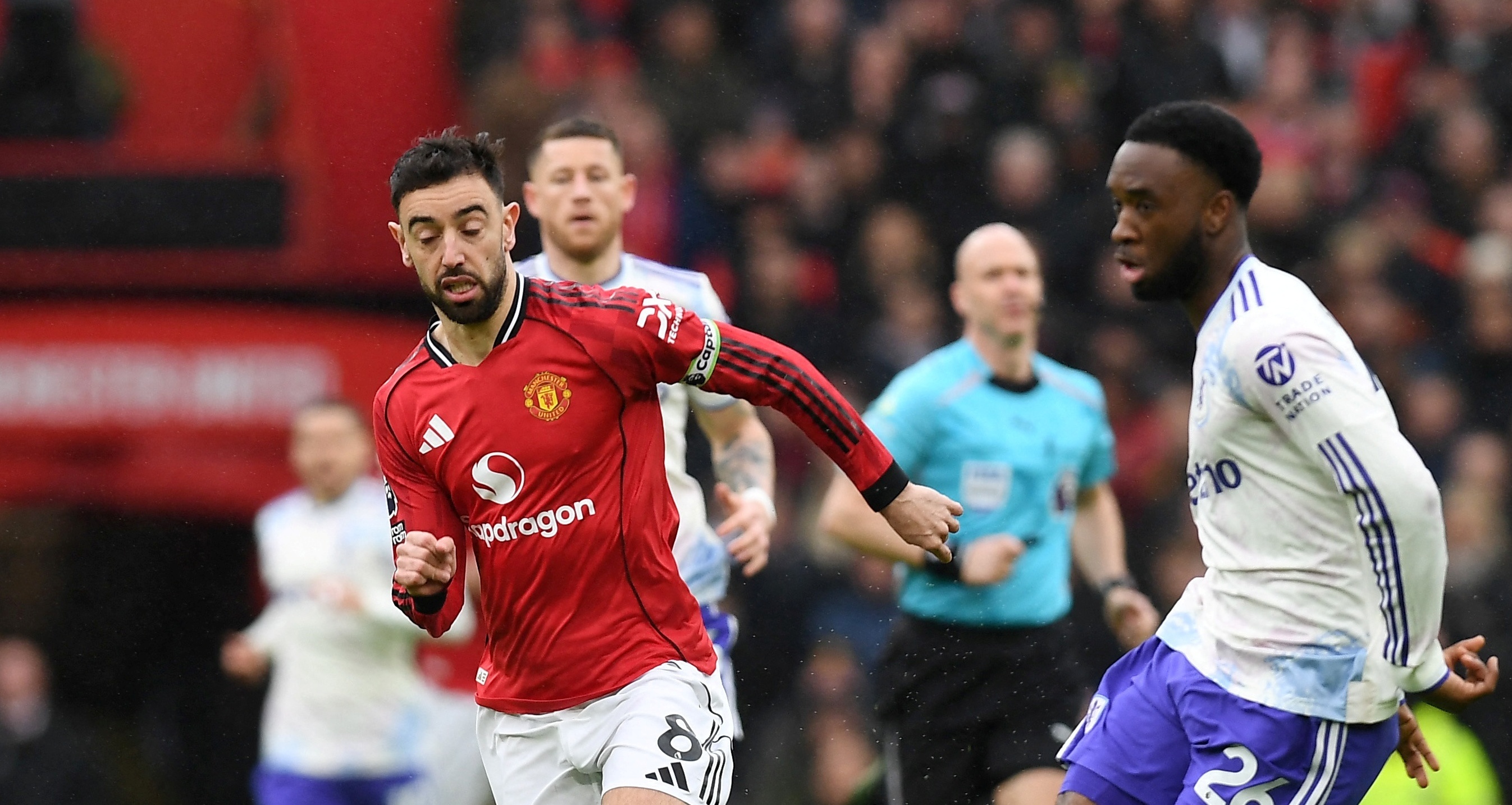 'Cho Fernandes khoang trong, MU trung phat ngay' hinh anh