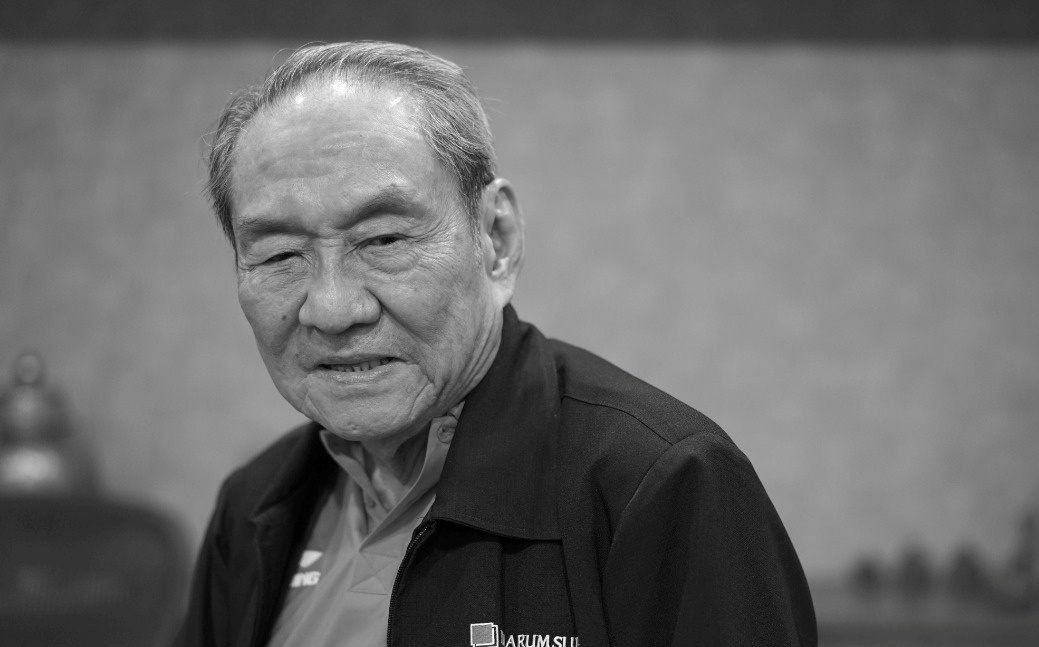 Ong chu nguoi Indonesia cua CLB Como qua doi hinh anh