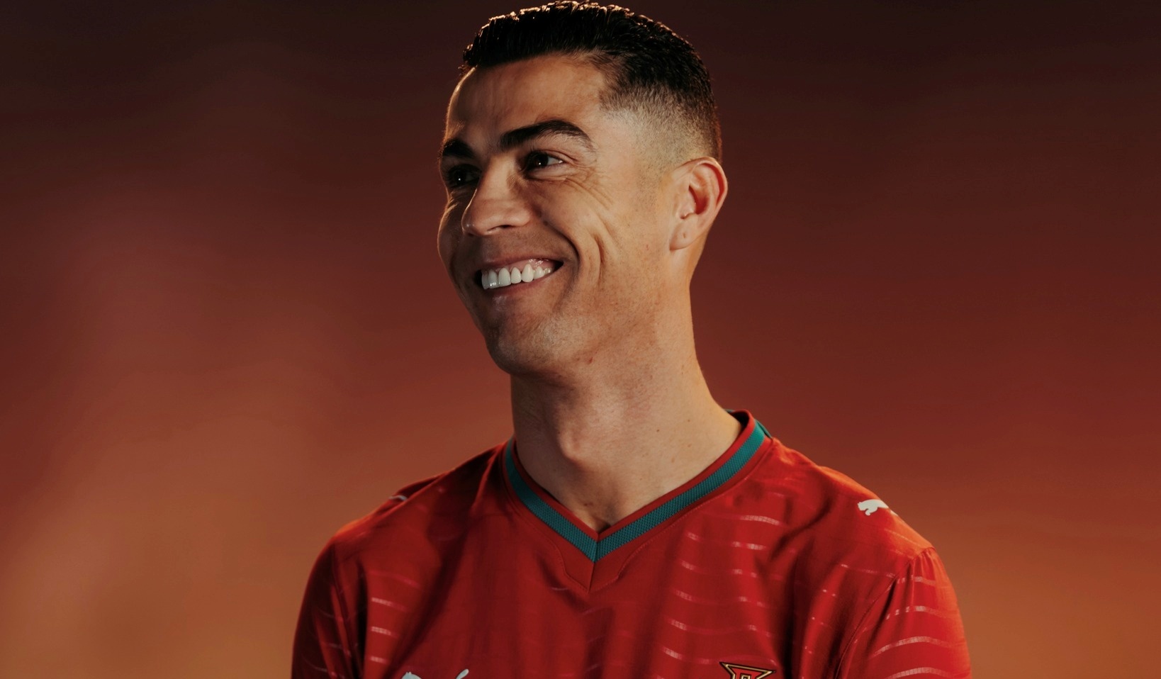 Chiec ao dau World Cup cuoi cung cua Ronaldo hinh anh