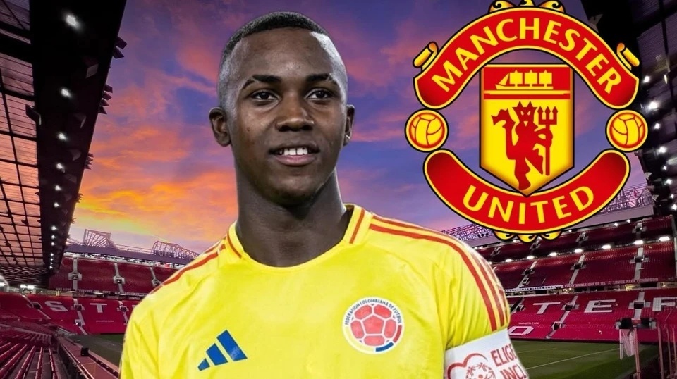 MU don tan binh mua he dau tien hinh anh