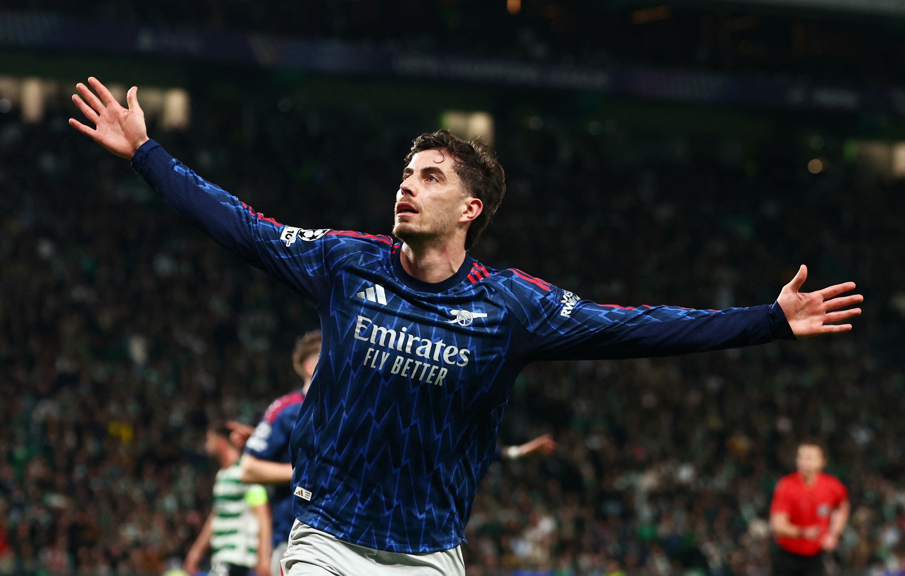 Doi duy nhat chua thua o Champions League mua nay hinh anh