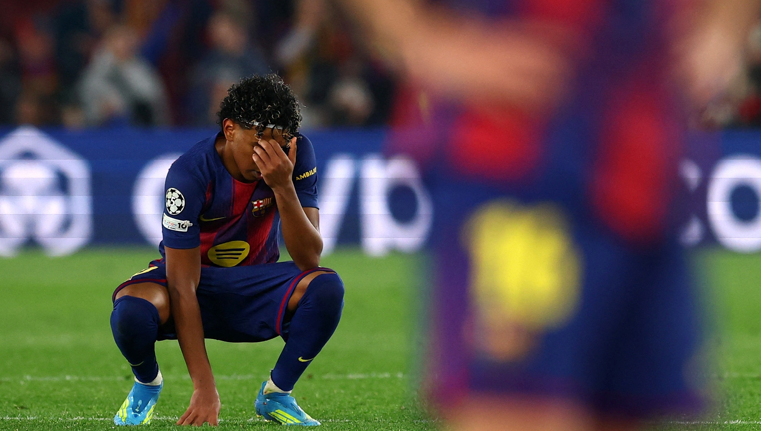 Yamal sup do hinh anh