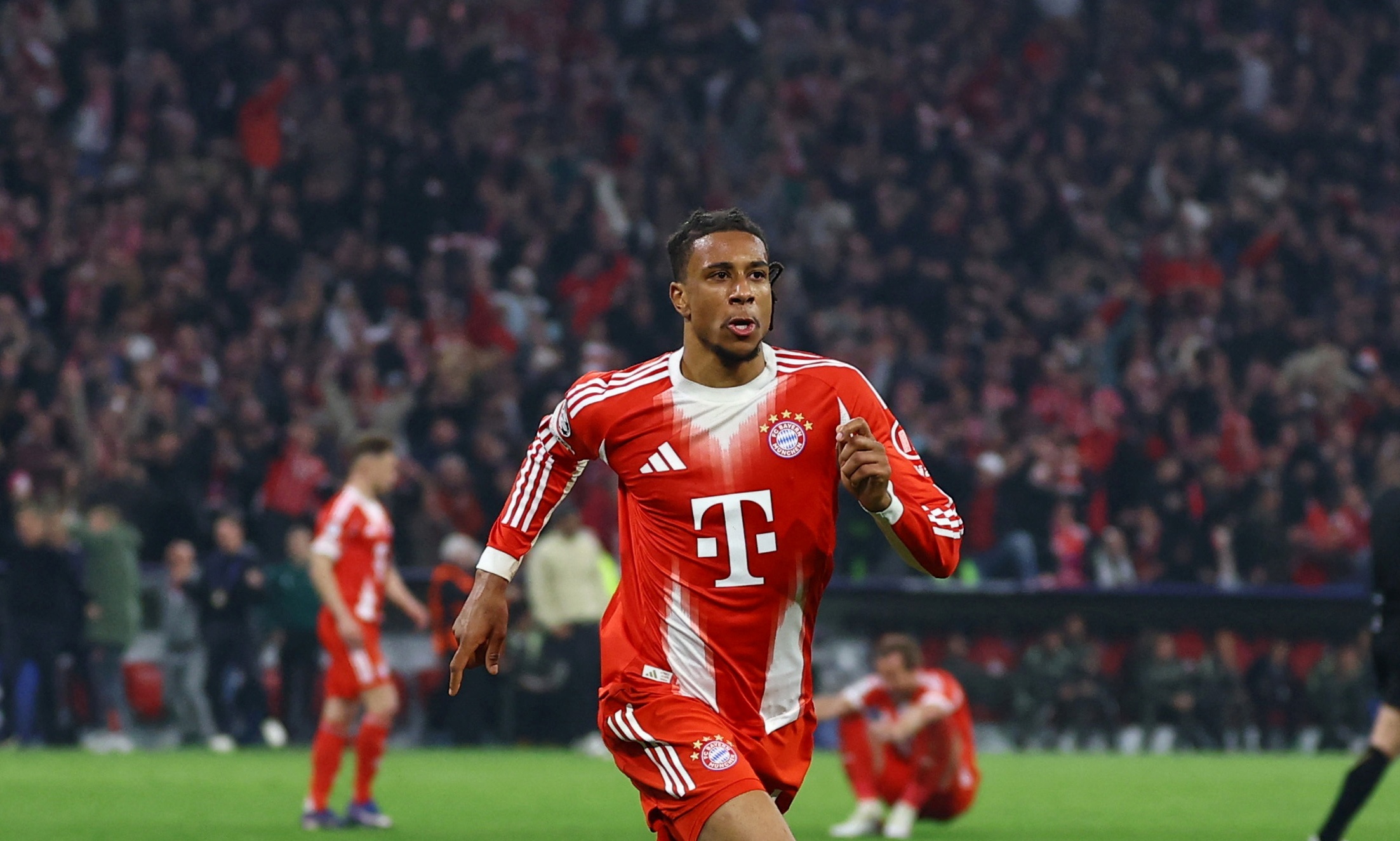 Cu da lam rung chuyen Real Madrid hinh anh