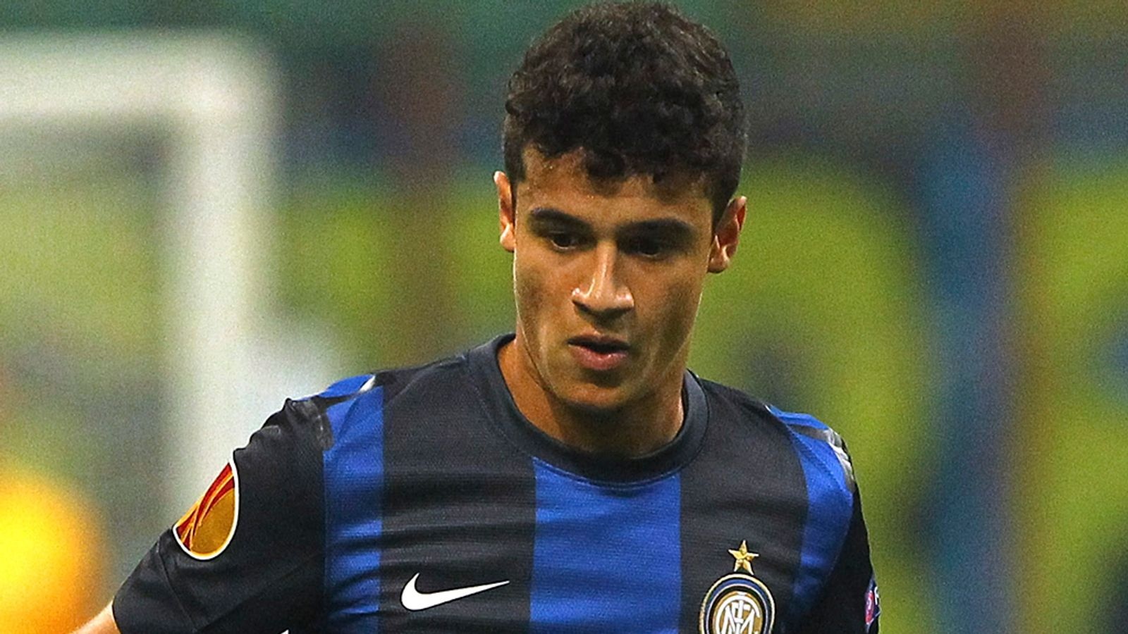 Coutinho, Hakimi co ten trong vu mua dam rung dong bong da Italy hinh anh