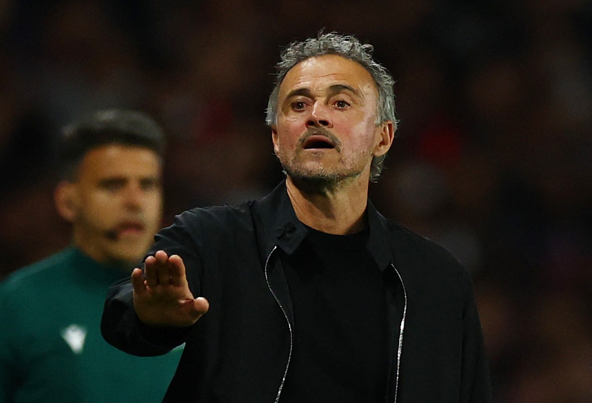 Enrique di vao lich su Champions League hinh anh