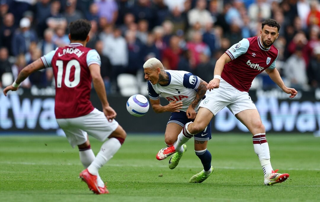 Doi tiep theo rot hang Premier League? hinh anh