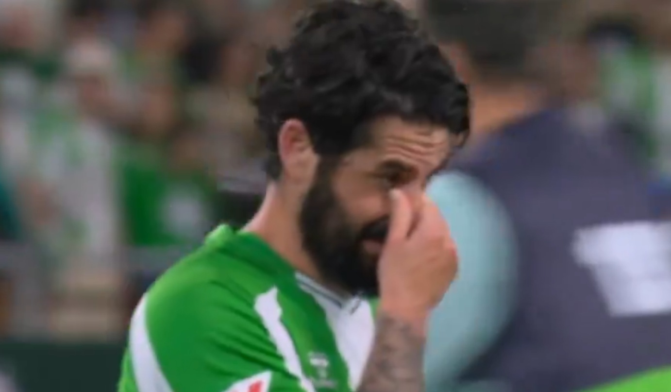 Isco bat khoc hinh anh
