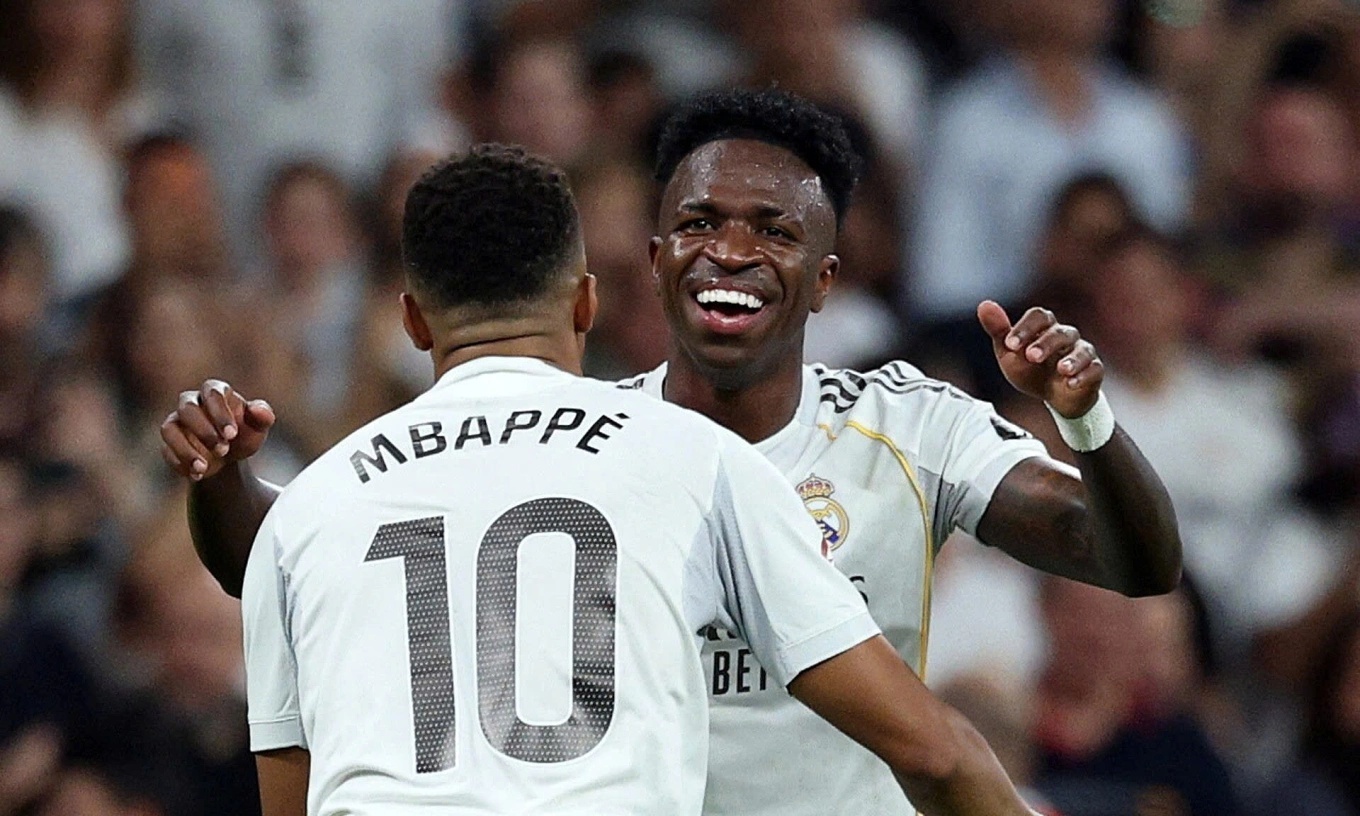 Mbappe va Vinicius gay chia re hinh anh