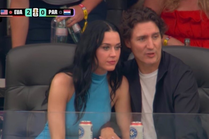 Katy Perry va cuu thu tuong Canada hon cong khai hinh anh