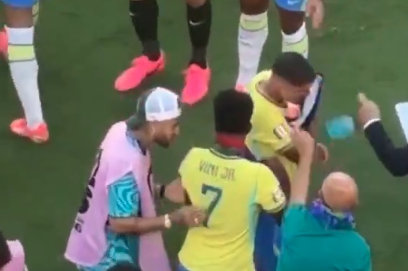 Cau thu Brazil phot lo Neymar? hinh anh