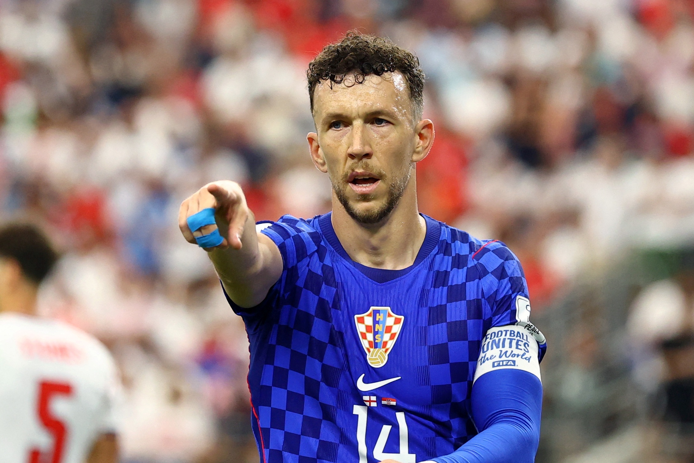 Perisic can bang ky luc cua Messi hinh anh