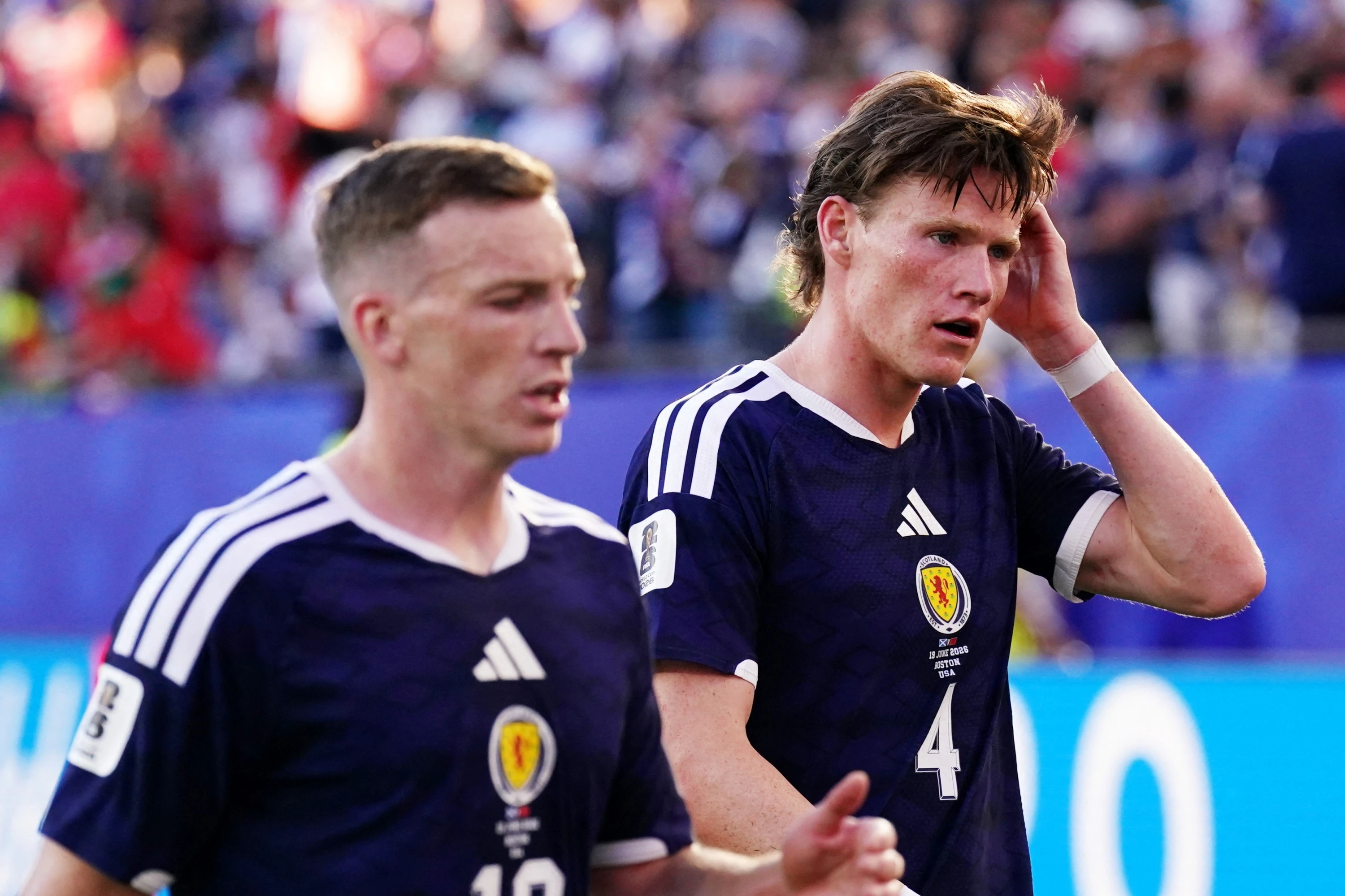 Kich ban Scotland vao vong knock-out du nam ngoai top 8 hinh anh