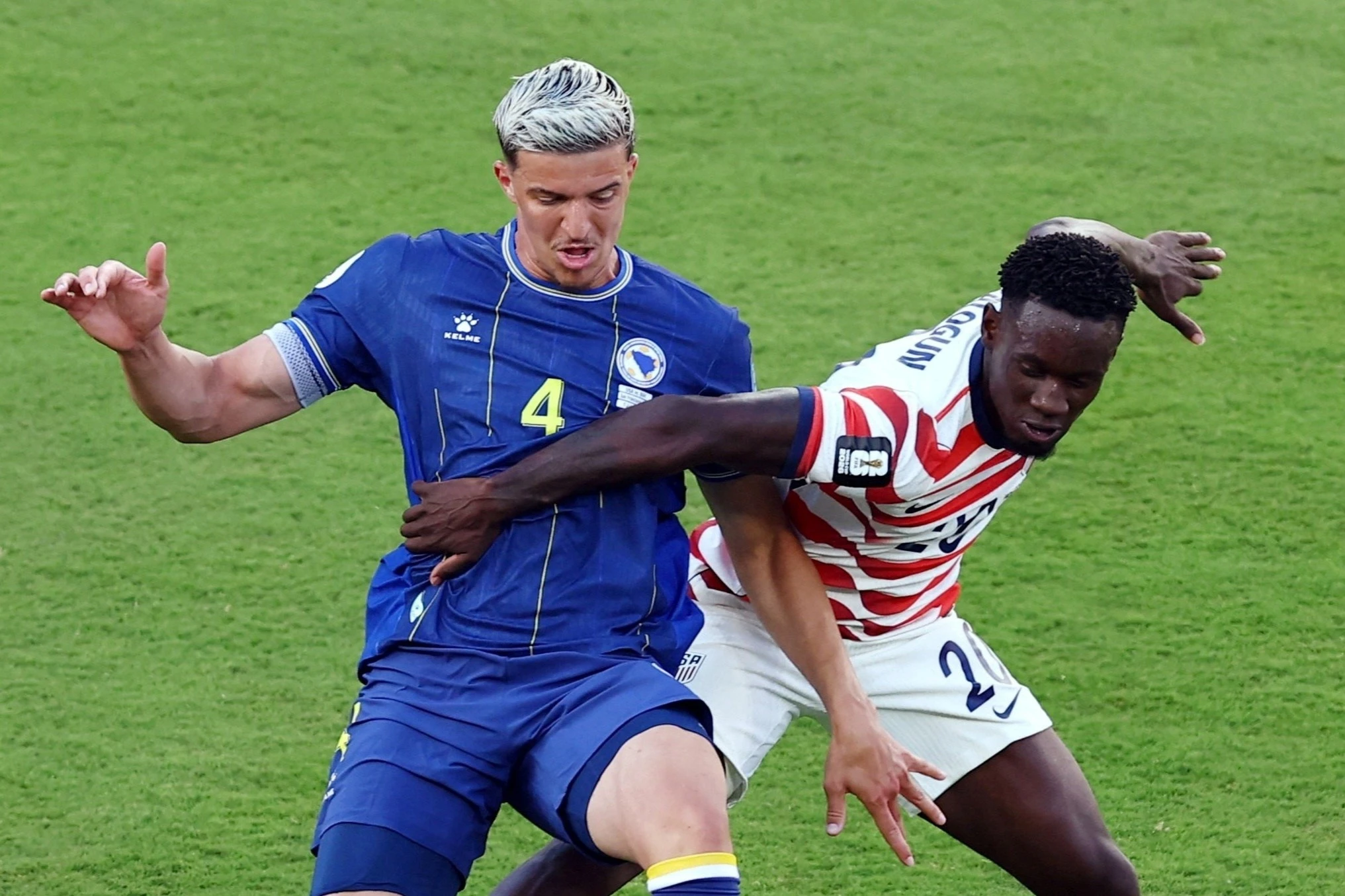 An phat nao danh cho Balogun o vong 16 doi World Cup 2026 hinh anh
