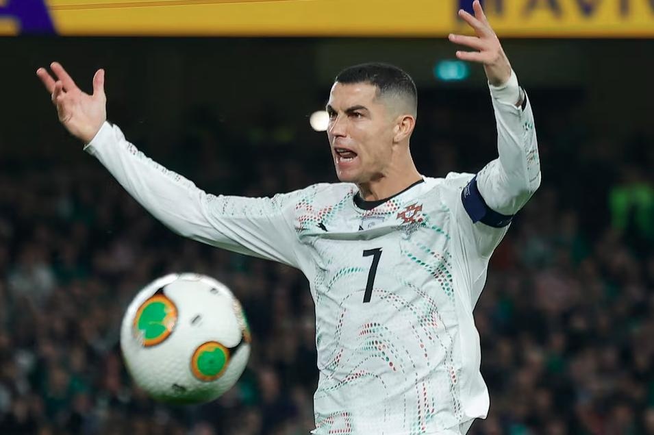 Tien le cua Ronaldo khien FIFA hung chi trich o World Cup 2026 hinh anh