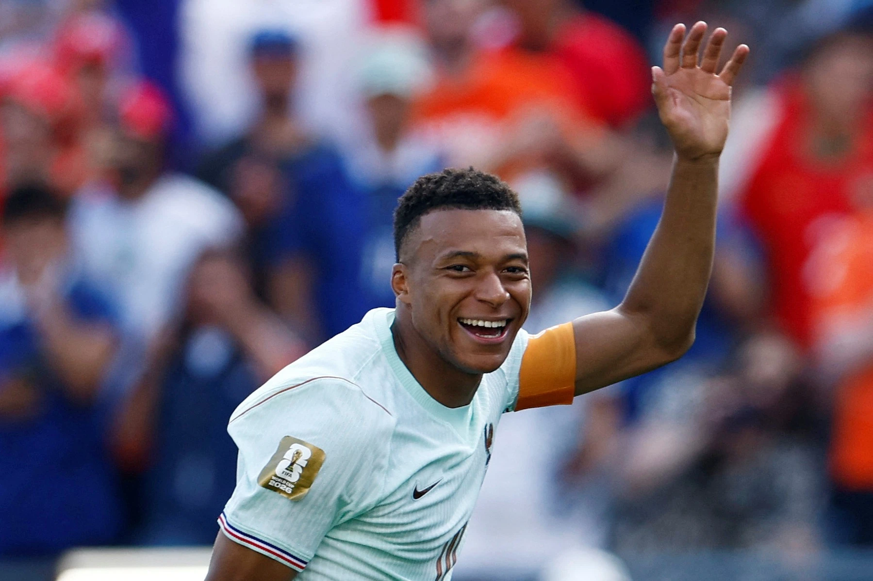 Messi, Mbappe tao thong ke chua tung thay hinh anh