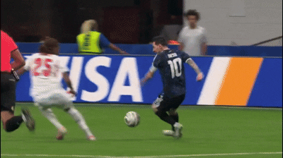 Messi khiến tuyển Anh ngỡ ngàng với màn solo đỉnh cao