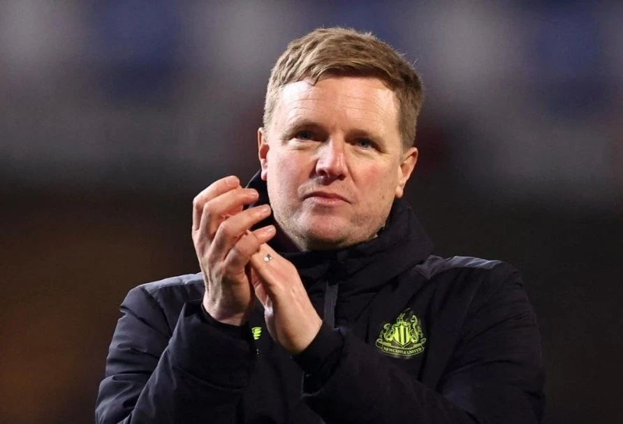 HLV Eddie Howe bất ngờ rời Newcastle