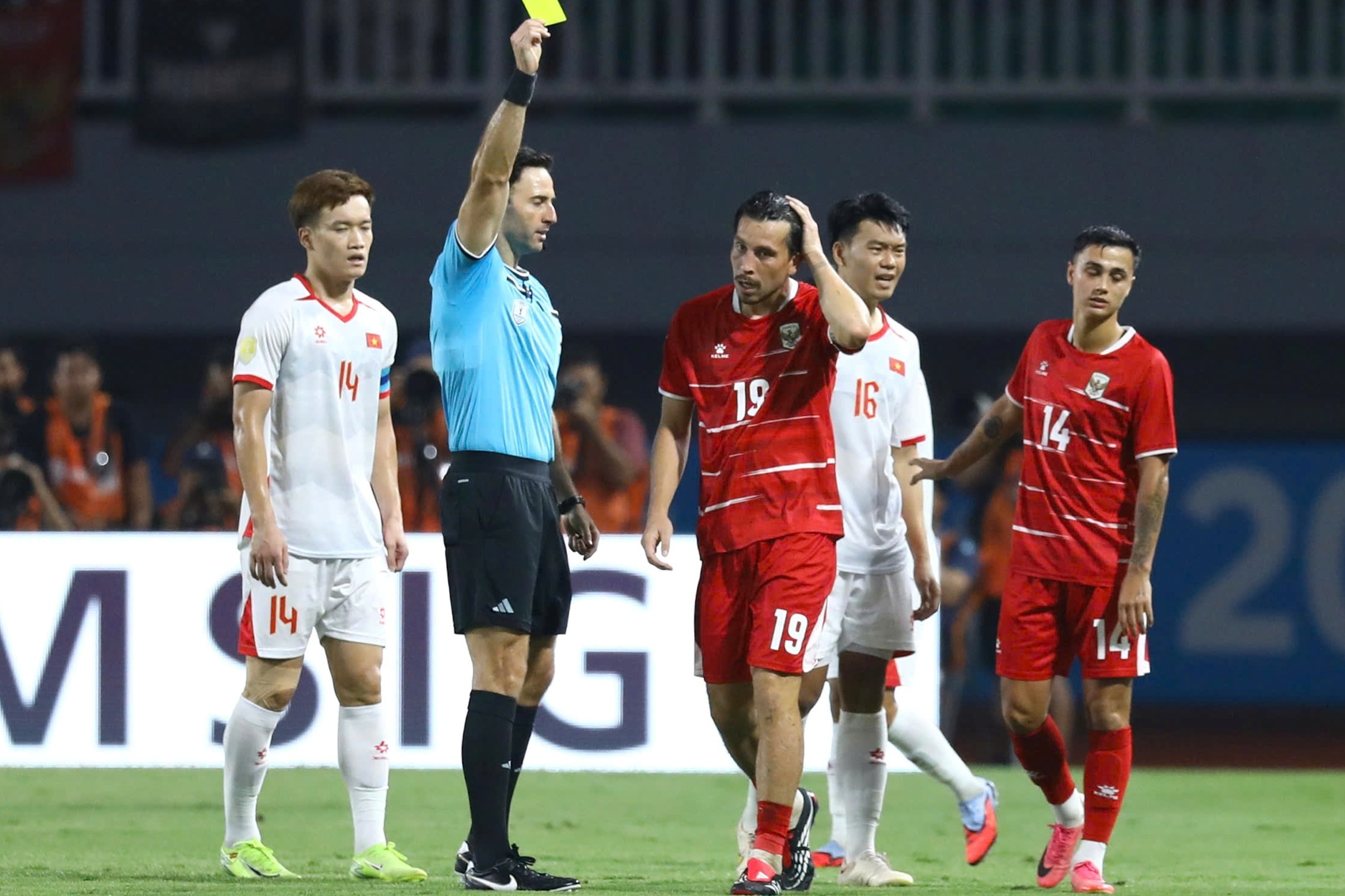 Báo Thái Lan: Việt Nam hủy diệt Indonesia