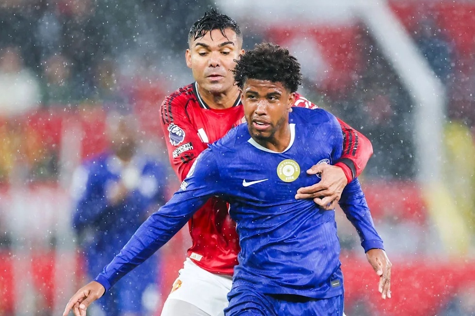 Tân binh khiến MU tạm quên Casemiro