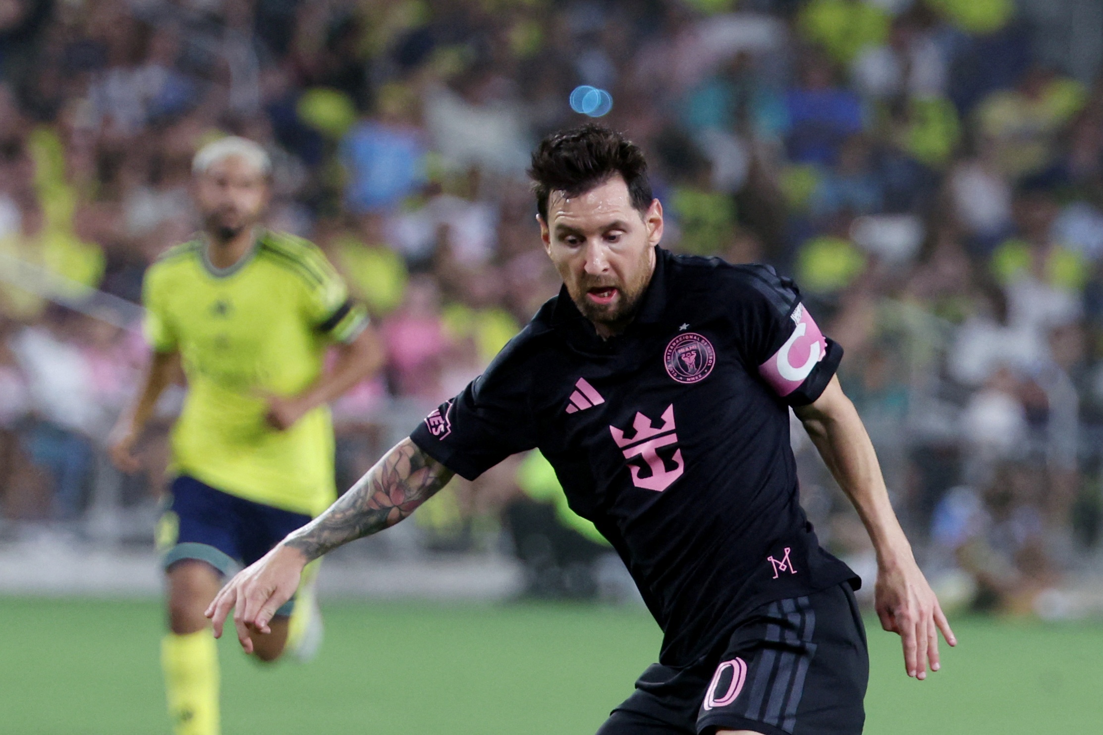Messi đá hỏng 11 m trong thất bại 1-4 của Inter Miami