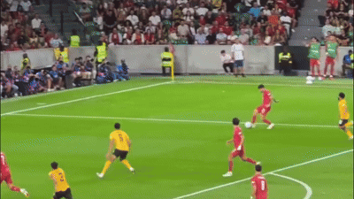 Pha bỏ lỡ khó tin của Ronaldo