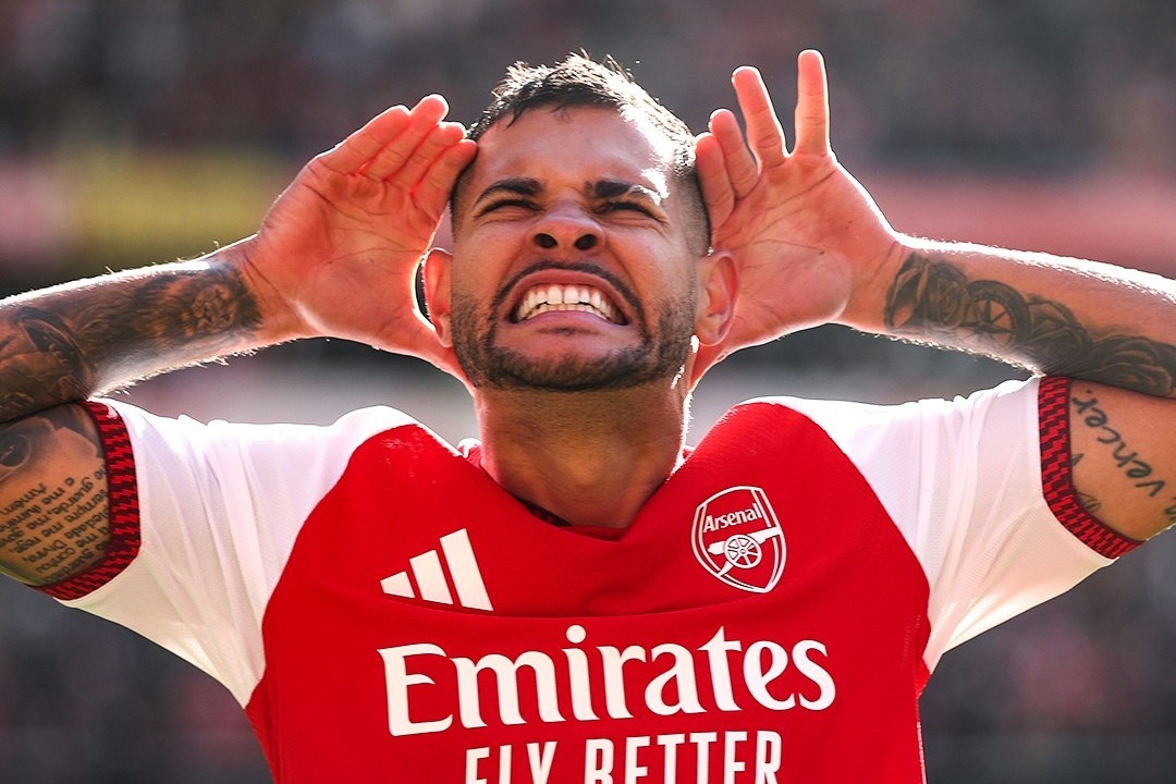 Arsenal ngược dòng nghẹt thở