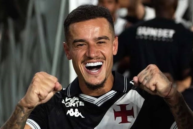 Coutinho ghi bàn đầu tiên, Santos ngược dòng ngoạn mục
