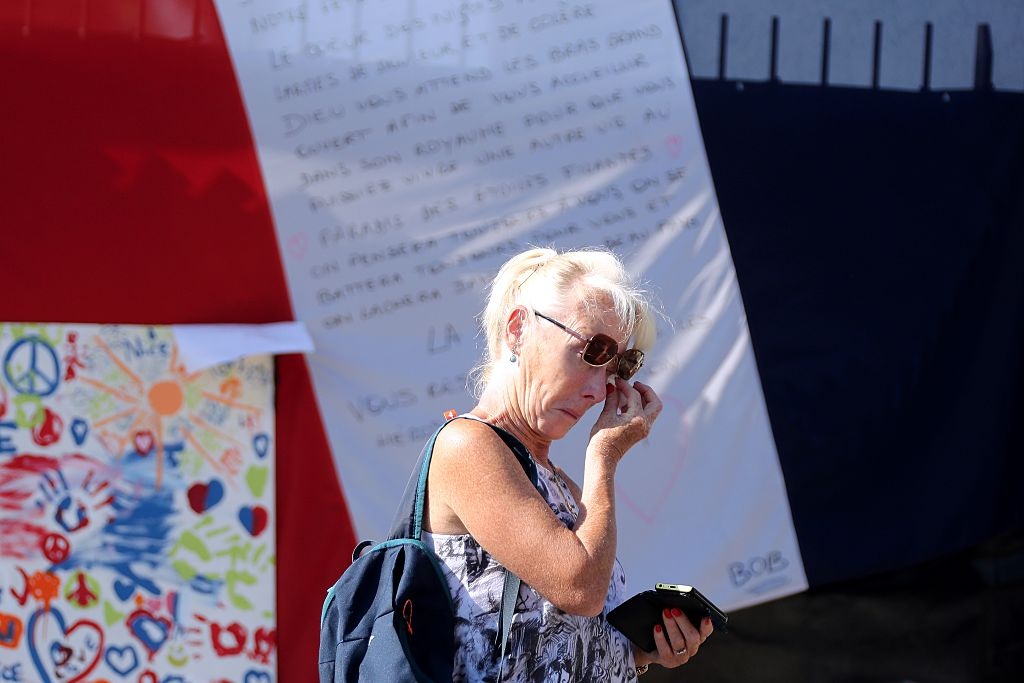 khung bo xe tai o Phap anh 7