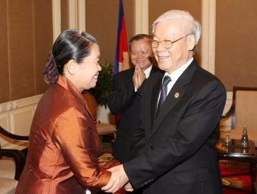 Vun dap, phat trien ben vung tinh doan ket Campuchia - Viet Nam hinh anh