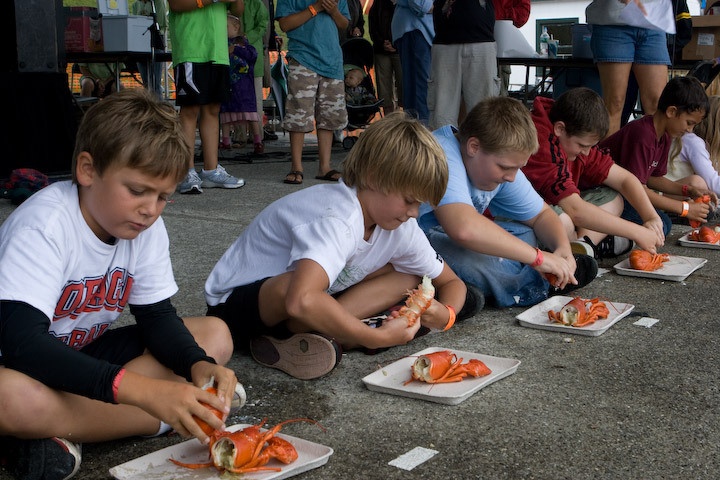 le hoi tom hum Maine anh 8