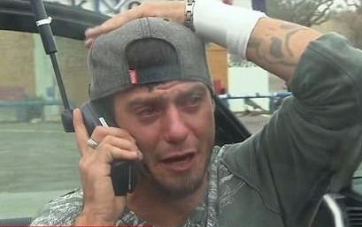 Nguoi dan ong nuc no khi lien lac duoc voi cha trong bao Harvey hinh anh