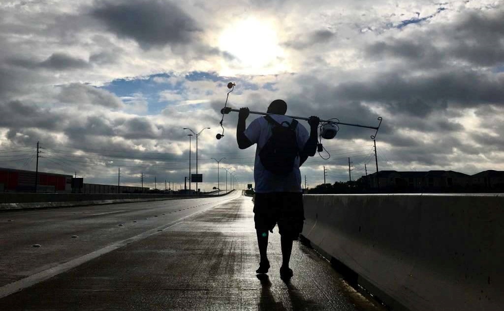 Houston hung nang, nguoi Viet diu nhau qua bao Harvey hinh anh