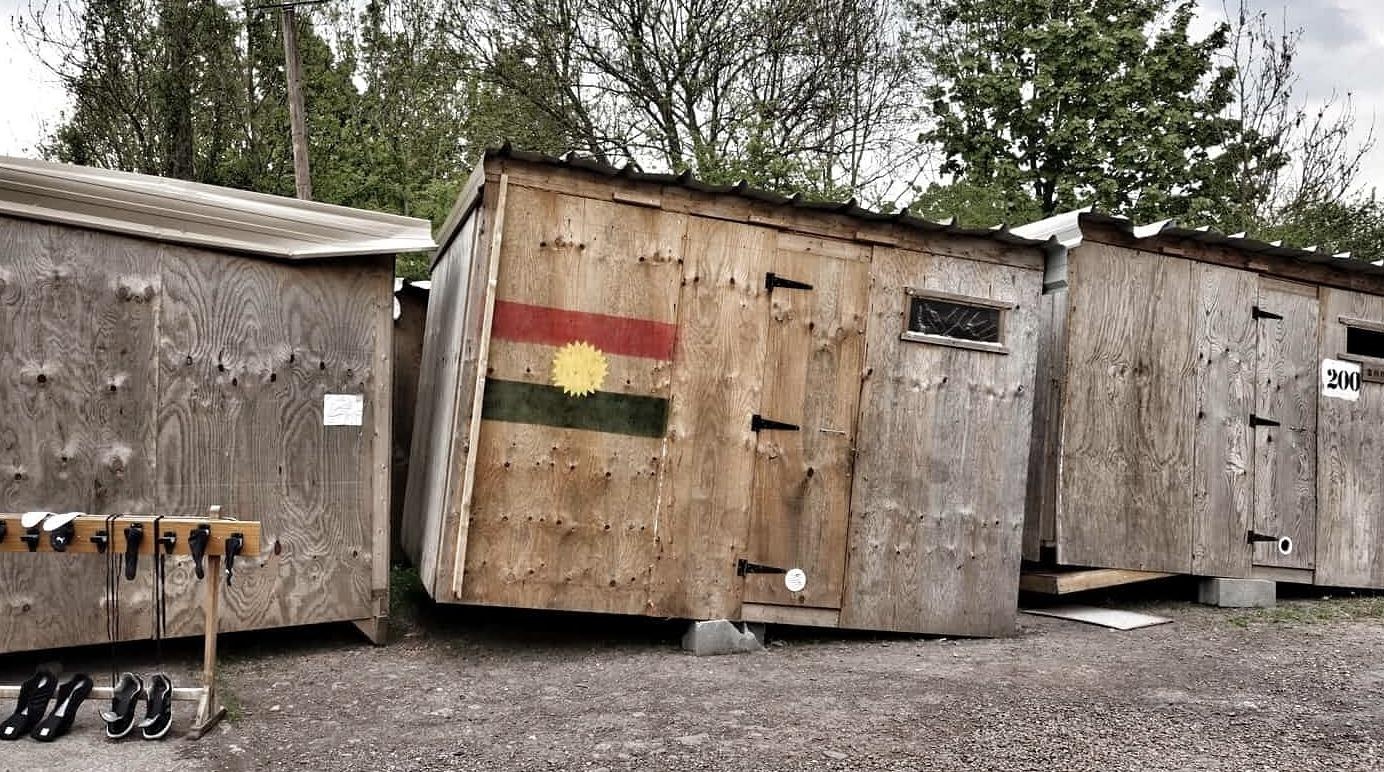 Trai nhung nguoi Viet khon kho tim duong tron sang Anh hinh anh