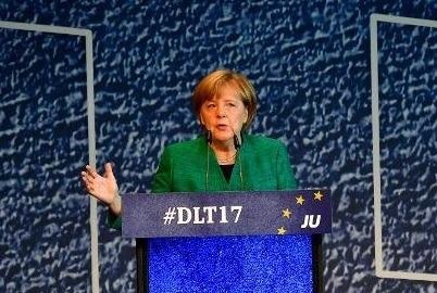 Merkel san sang phuong an 'lien minh Jamaica' hinh anh