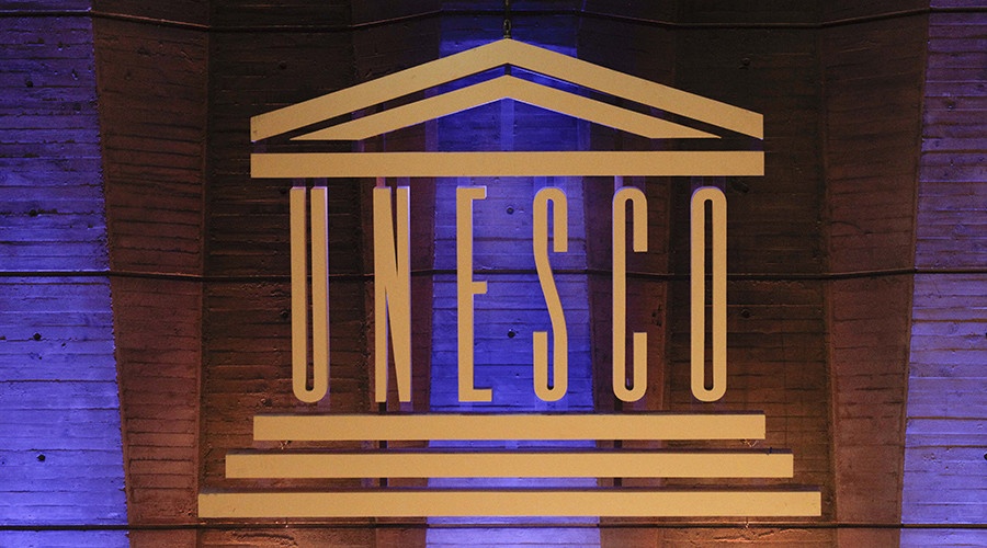 My rut khoi UNESCO anh 1