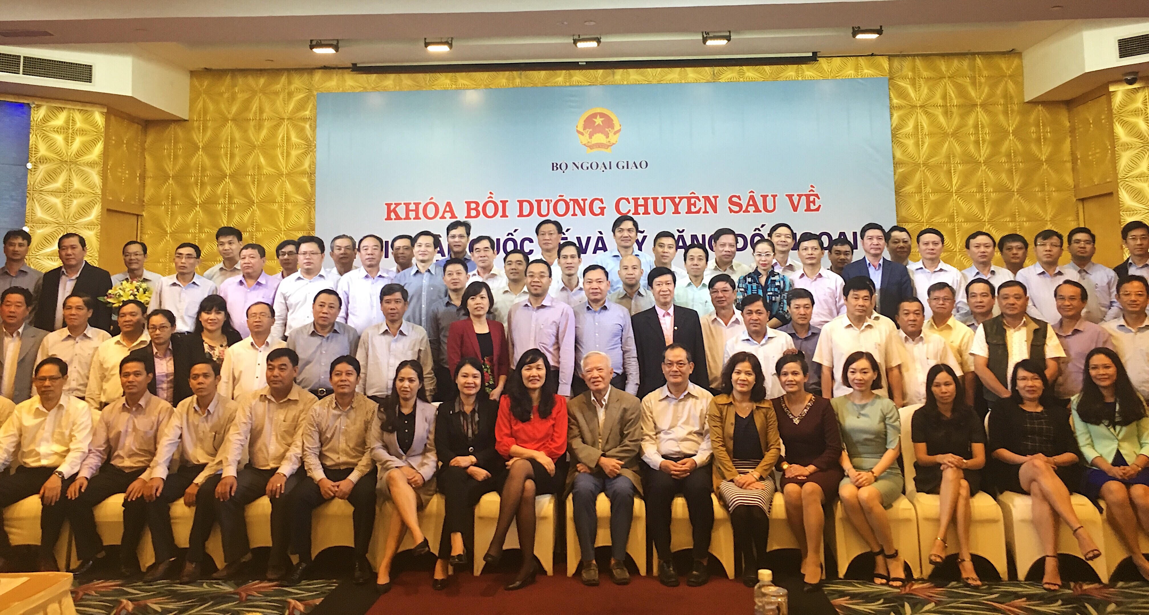 hoi nhap quoc te anh 1