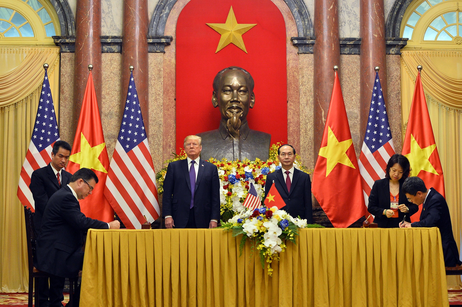 Trump thăm Việt Nam ảnh 1 Trump tham Viet Nam anh 1