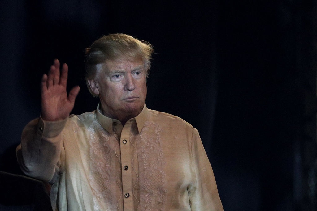 Trump bắt tay ảnh 6 Trump bat tay anh 6