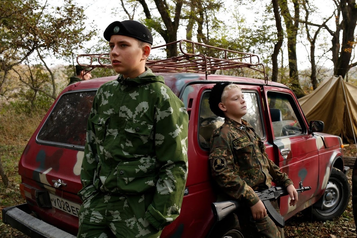 Thieu sinh quan Nga hoc ban sung, nhay du hinh anh