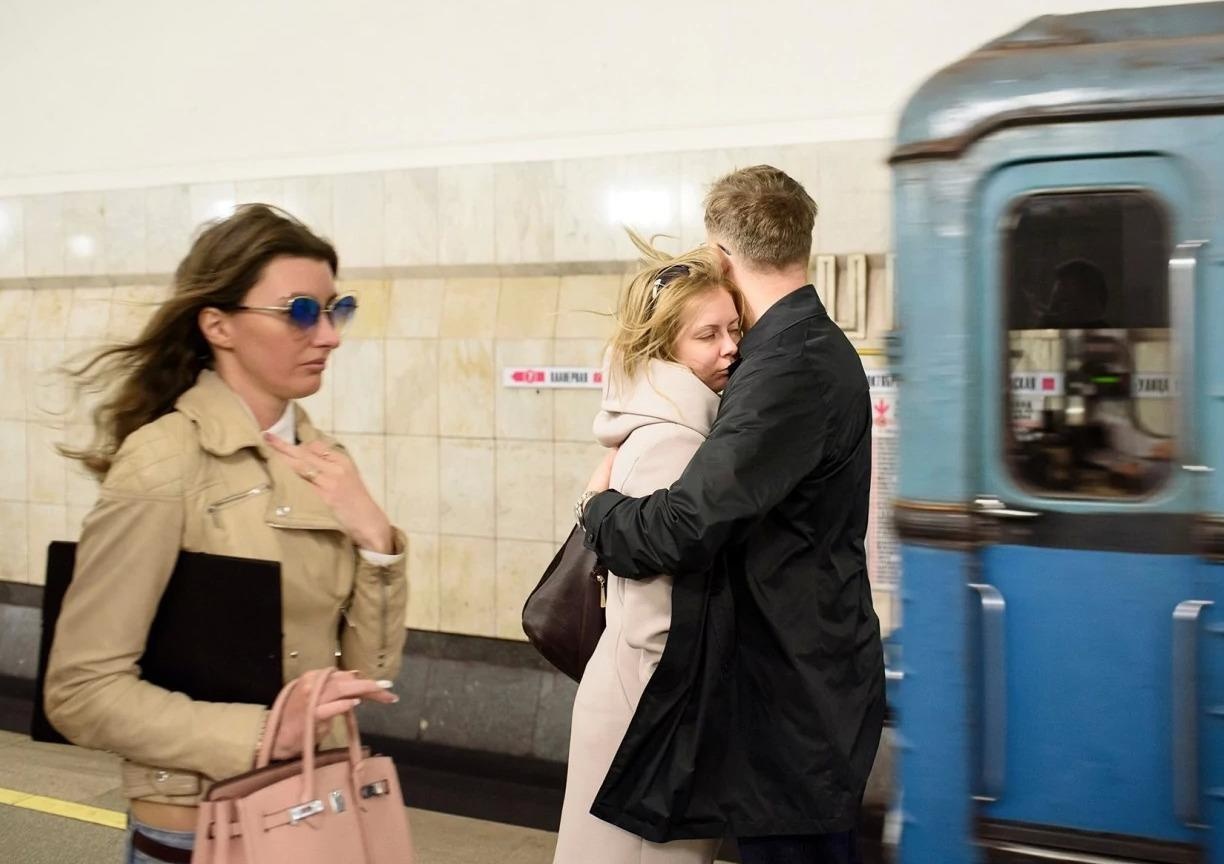 Tau dien ngam Moscow: Thoi gian ngung lai o noi ban ron nhat hinh anh