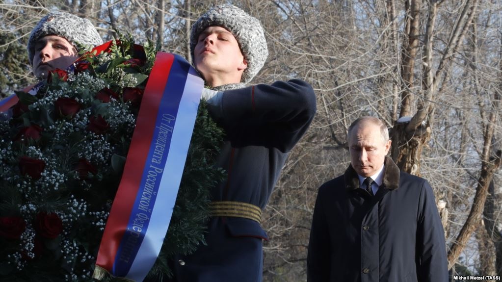 Tong thong Putin du ky niem 75 nam tran Stalingrad huyen thoai hinh anh